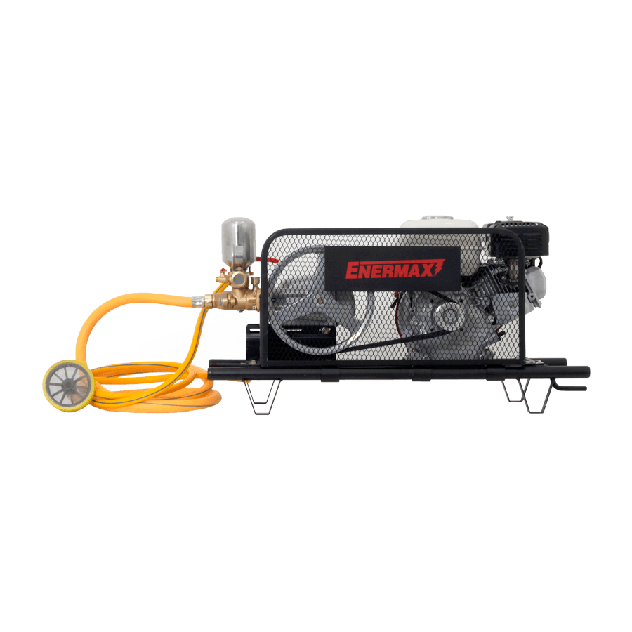 FUMIGADORA ENERMAX 5.5HP - 40L/M  3 PISTONES 30MM