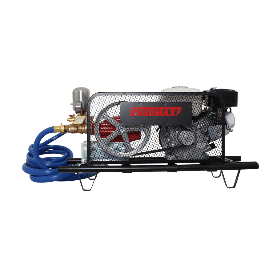 FUMIGADORA ENERMAX 5.5HP - 40L/M  3 PISTONES