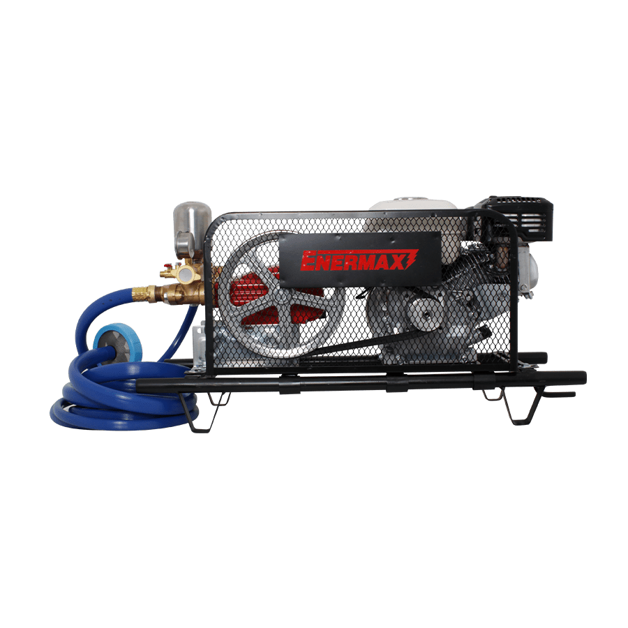 FUMIGADORA ENERMAX 3 PISTONES 6.5HP-40L/M
